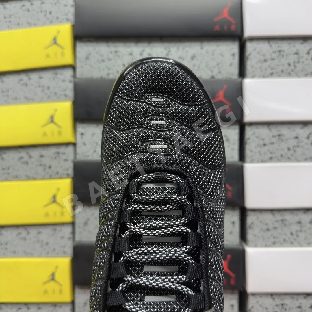 나이키 [BD] 에어 맥스 플러스 DO6383-001 201906 Nike Air Max Plus Metal Mesh Black Red 상세 이미지 7