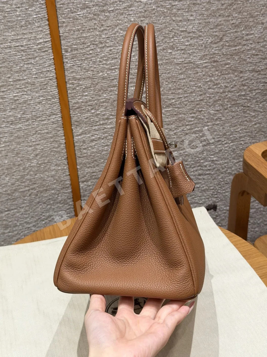 에르메스 버킨 30 골든 브라운 토고 가죽 가방 상세 이미지 3