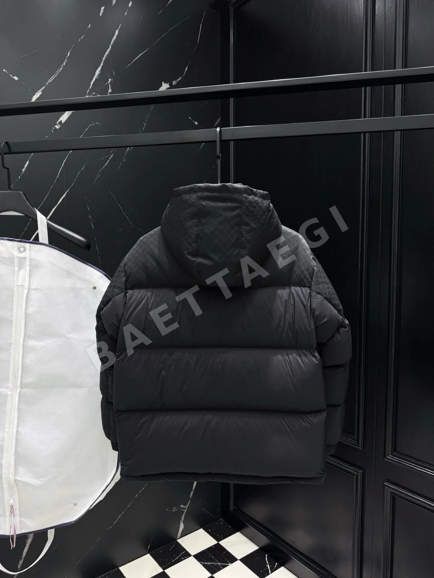 디올 남성 화이트 덕다운 패딩 점퍼 상세 이미지 9