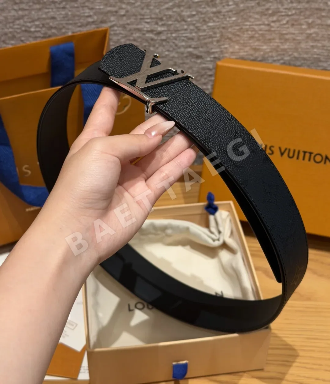 루이비통 디멘션 40mm 리버시블 벨트 상세 이미지 4