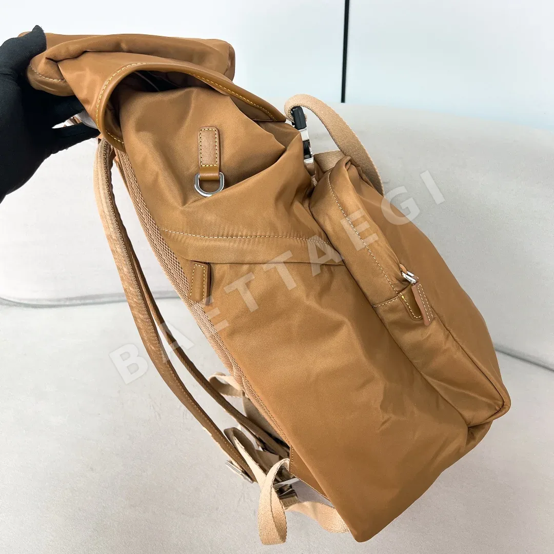 프라다 낙하산 나일론 배낭 가방 2VZ019 상세 이미지 3