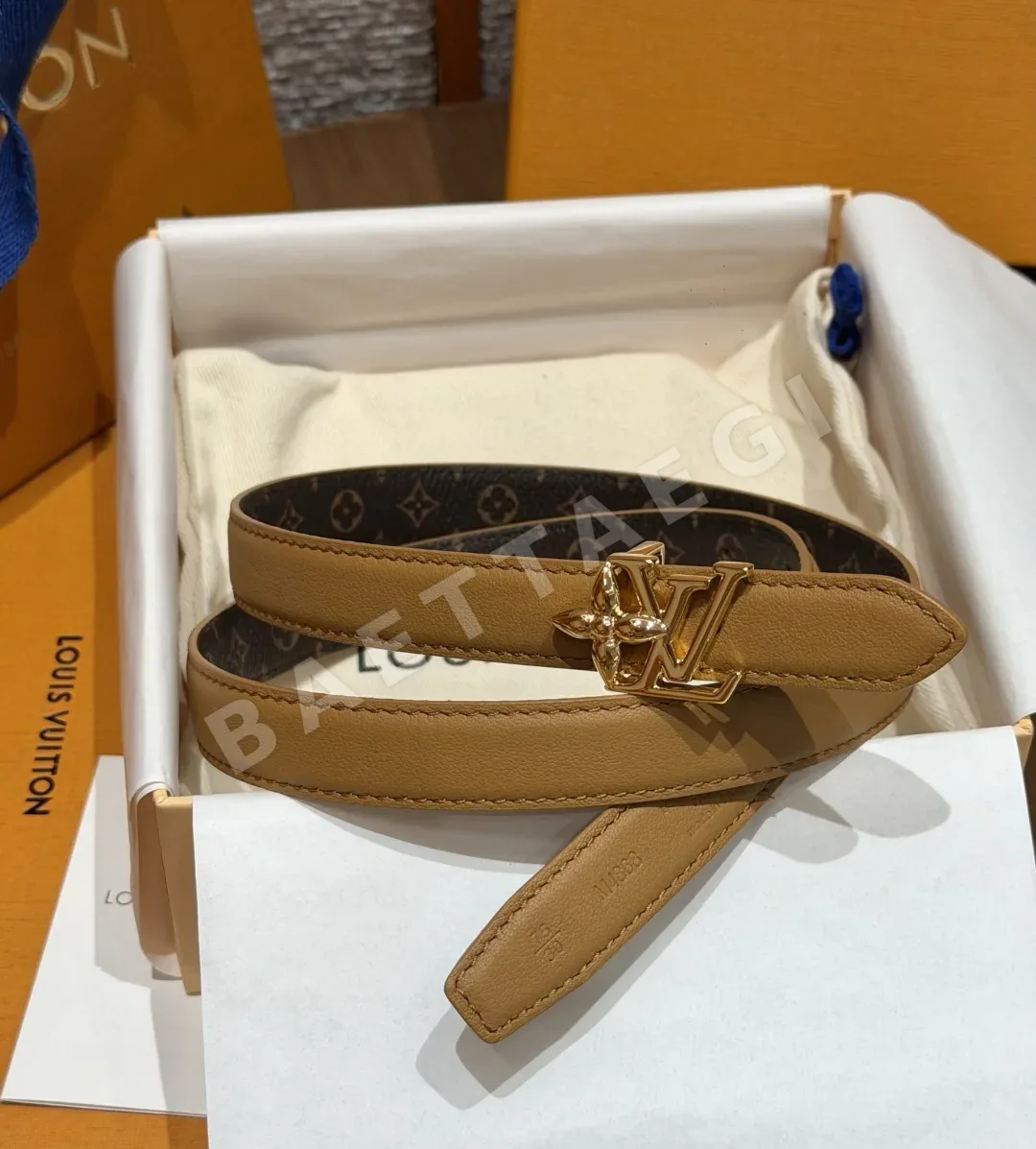 루이비통 블룸 20mm 리버서블 벨트 181013