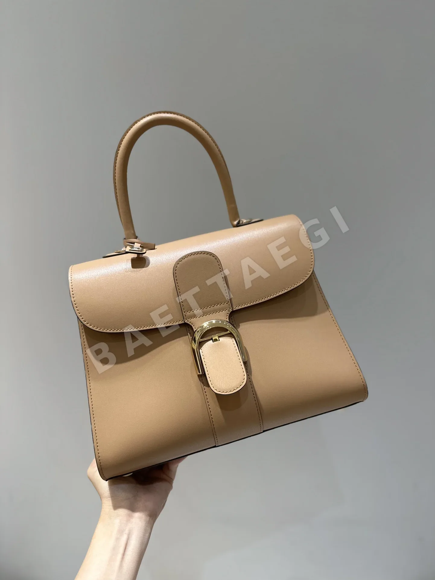 델보 더블링 브릴리언트 박스 가죽 가방 상세 이미지 2