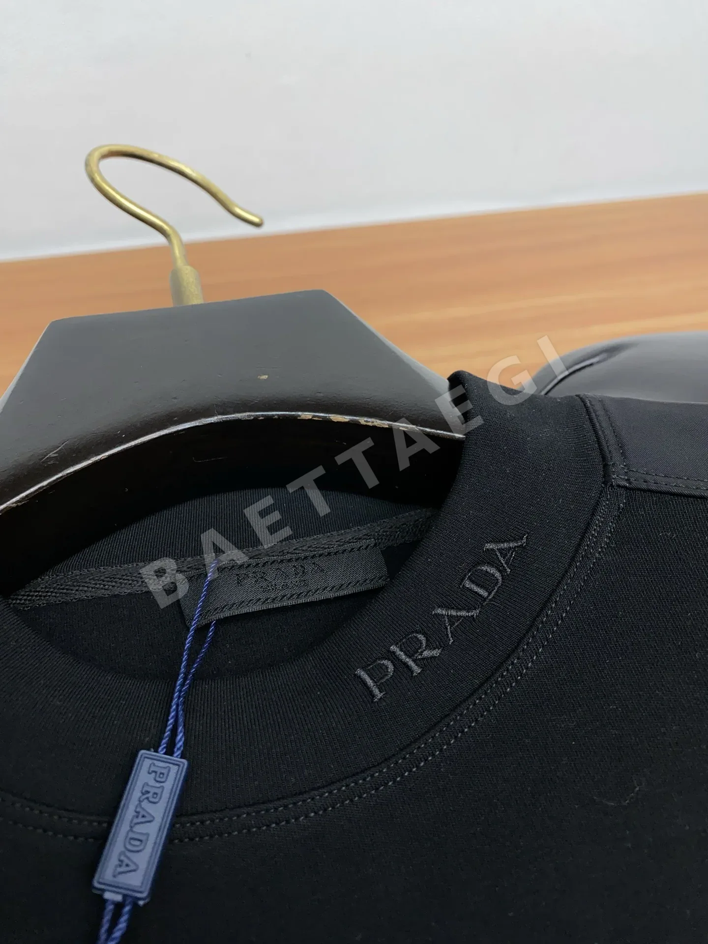 프라다 남성 모달 플리스 긴팔 스웨트셔츠 상세 이미지 8