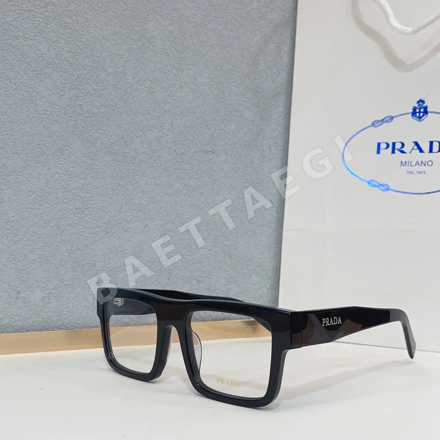 프라다 선글라스 56498 Prada Sunglasses 상세 이미지 3