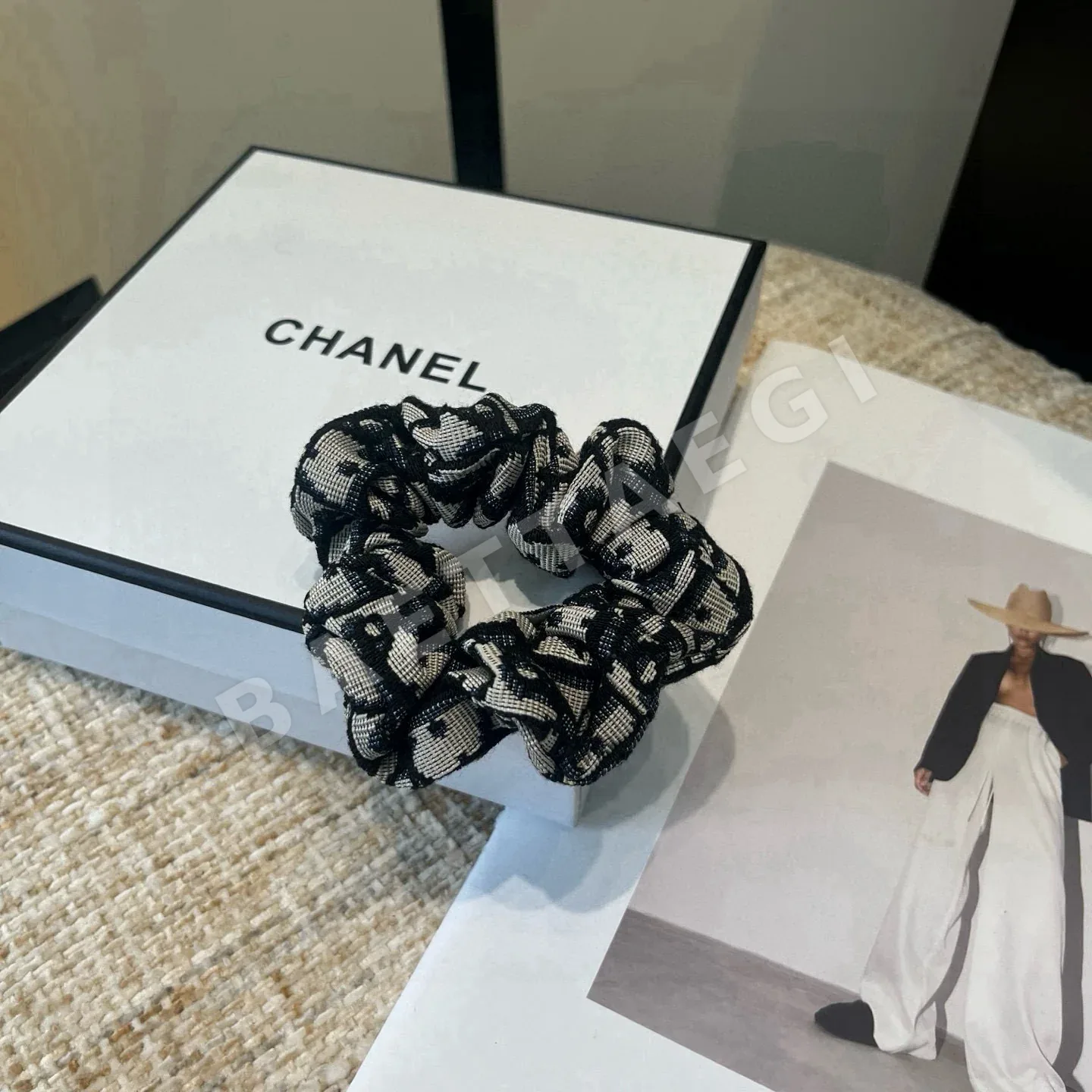 디올 CD 클래식 레터 헤어타이 상세 이미지 6
