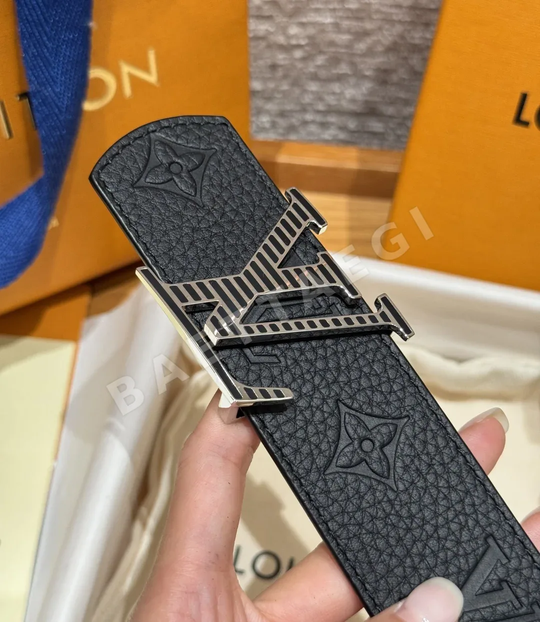 루이비통 디멘션 리버시블 40mm 벨트 상세 이미지 7