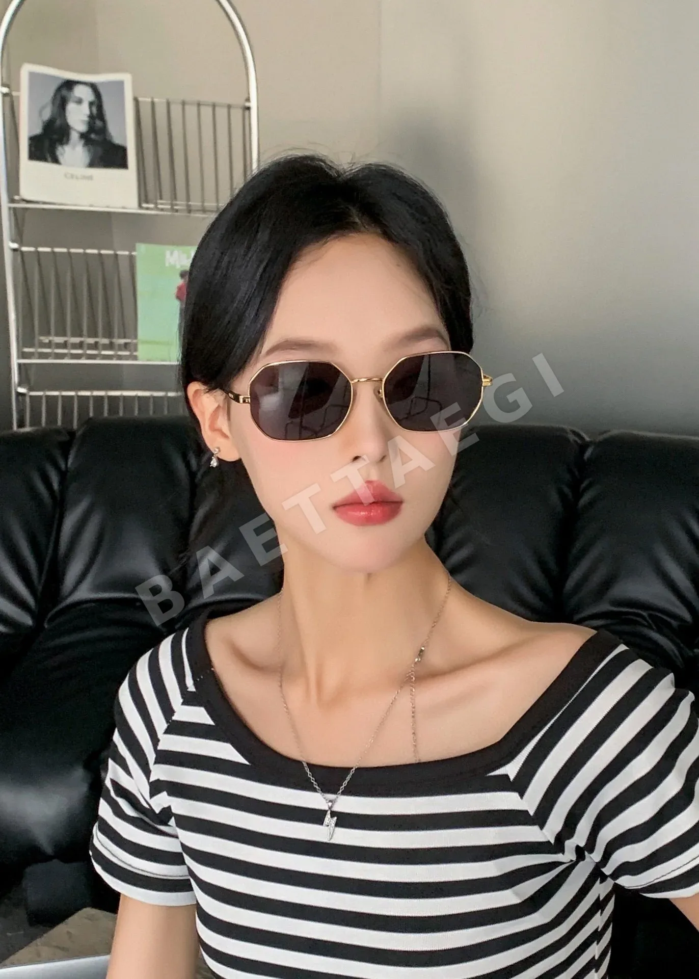 프라다 선글라스 56473 Prada Sunglasses 상세 이미지 3