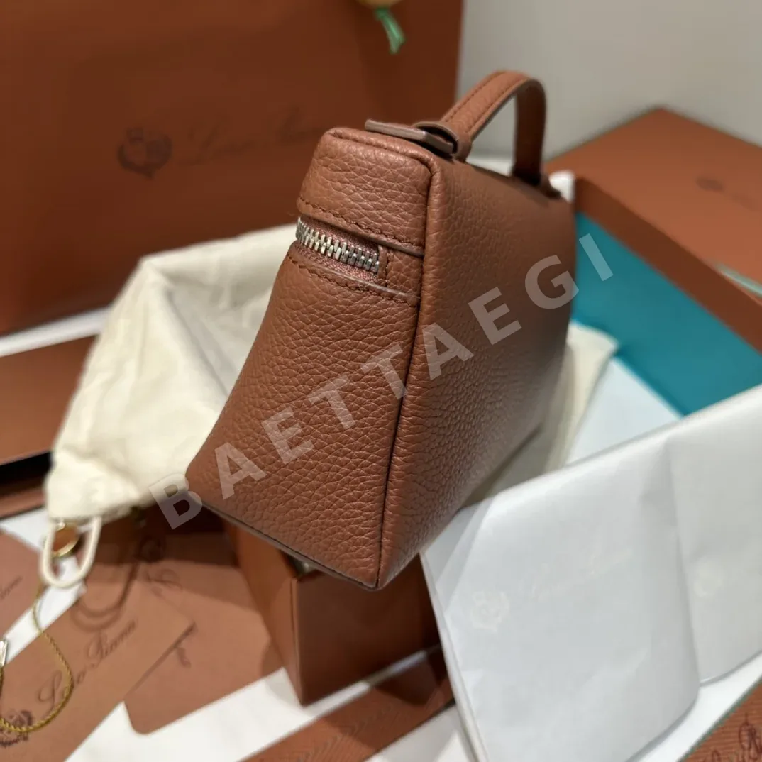 로로피아나 L19 벽돌 레드 미니 가방 상세 이미지 6