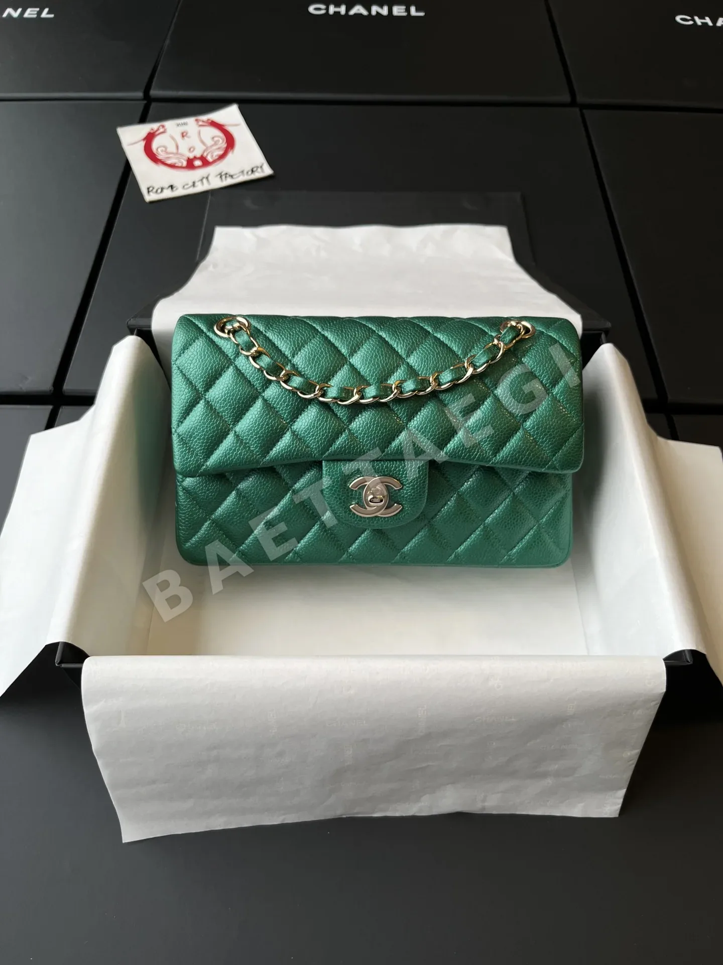 샤넬 에메랄드그린 가방 23 CM 141313