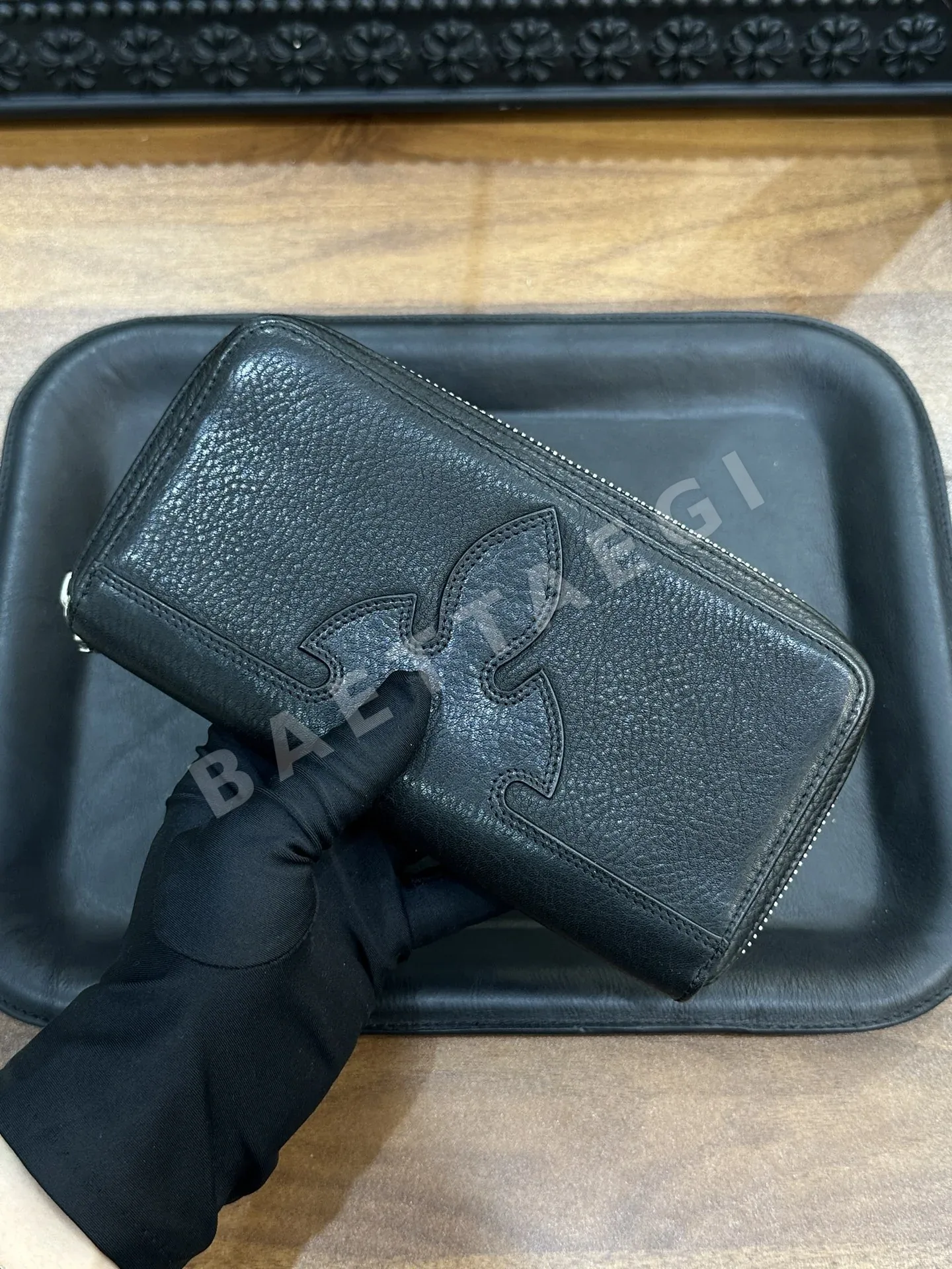 크롬하츠 플레임 스크롤 블랙 롱 월렛 지갑 상세 이미지 3