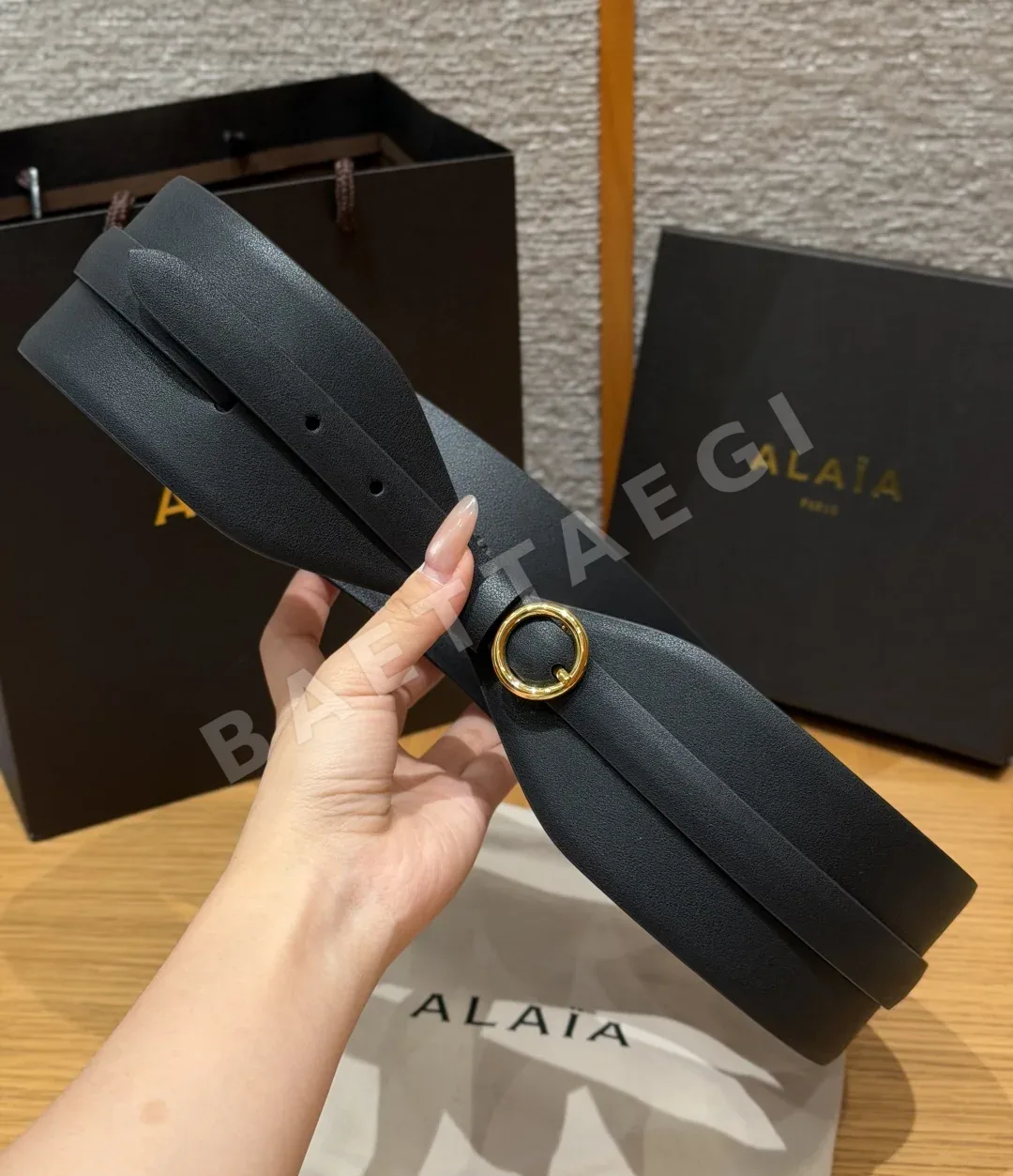 알라이아 더블 레이어 송아지가죽 벨트 180939