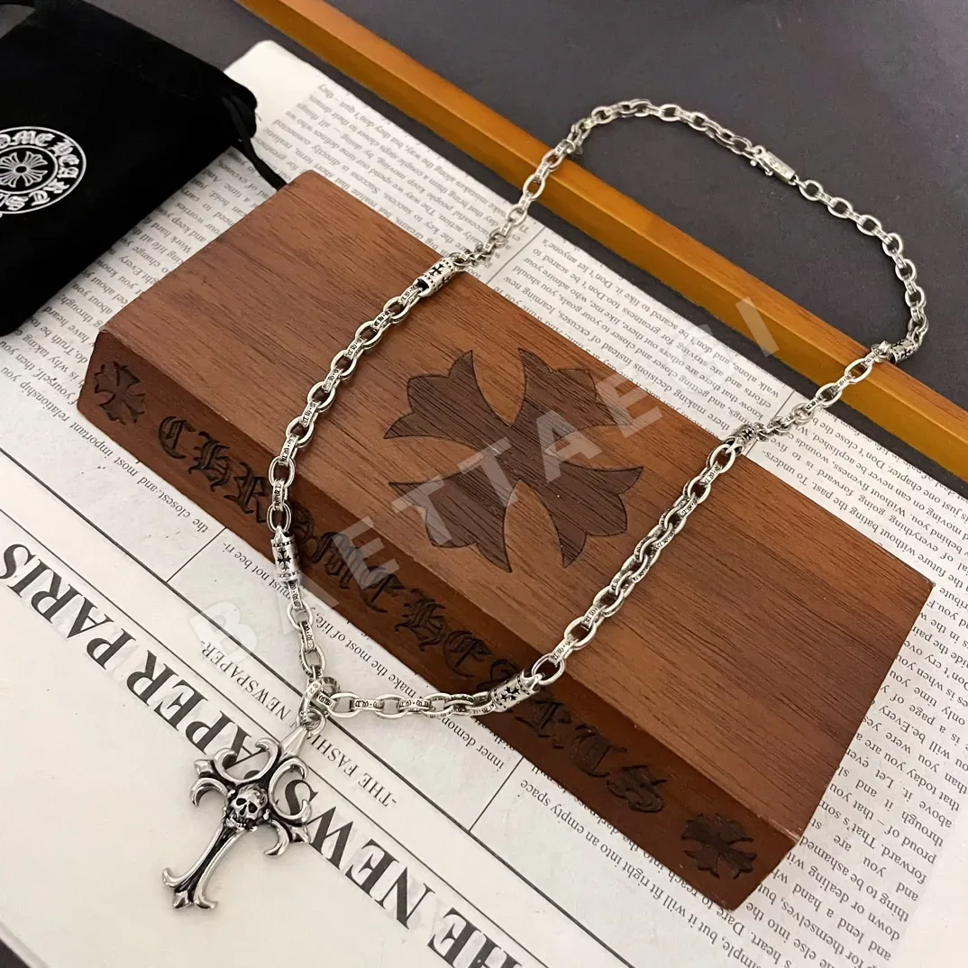 크롬하츠 레트로 뱀부 조인트 크로스 목걸이 상세 이미지 8
