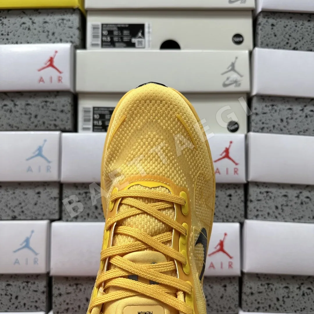 나이키 [5A] 보메로 프리미엄 옐로우 HQ2050-012 201646 Nike Vomero Premium 상세 이미지 3