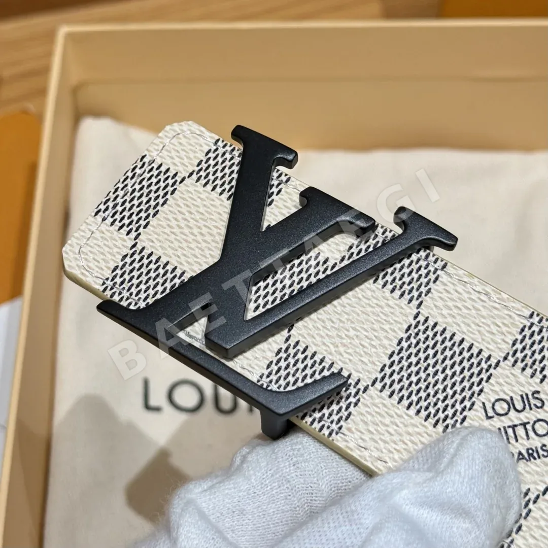 루이비통 LV 이니셜 40mm 리버시블 벨트 상세 이미지 3