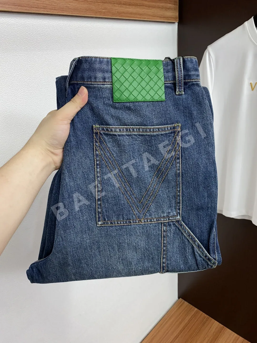 보테가베네타 스트레이트 레그 데님 바지 156273
