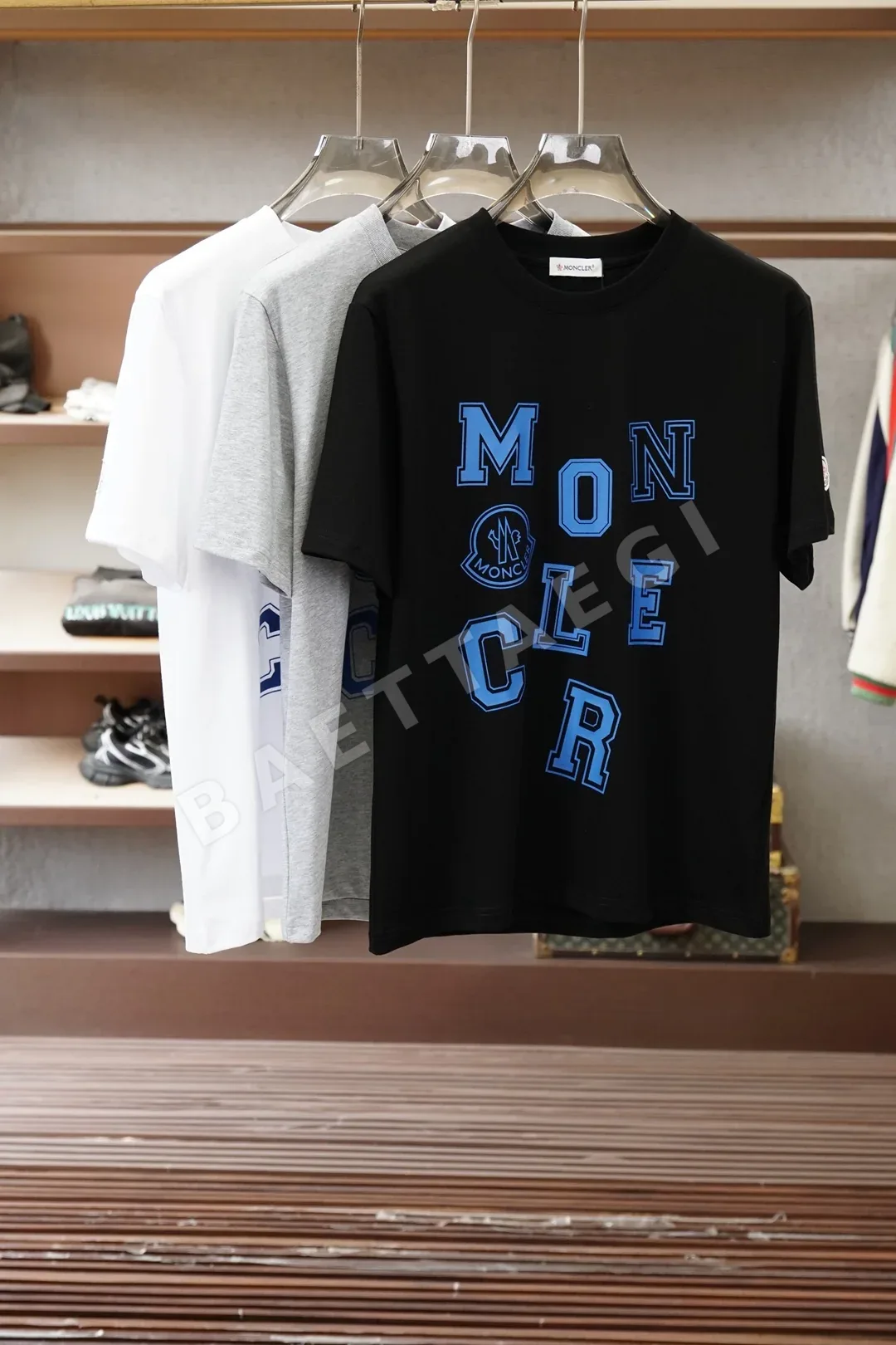 몽클레르 남성 크루넥 반팔 티셔츠 48742