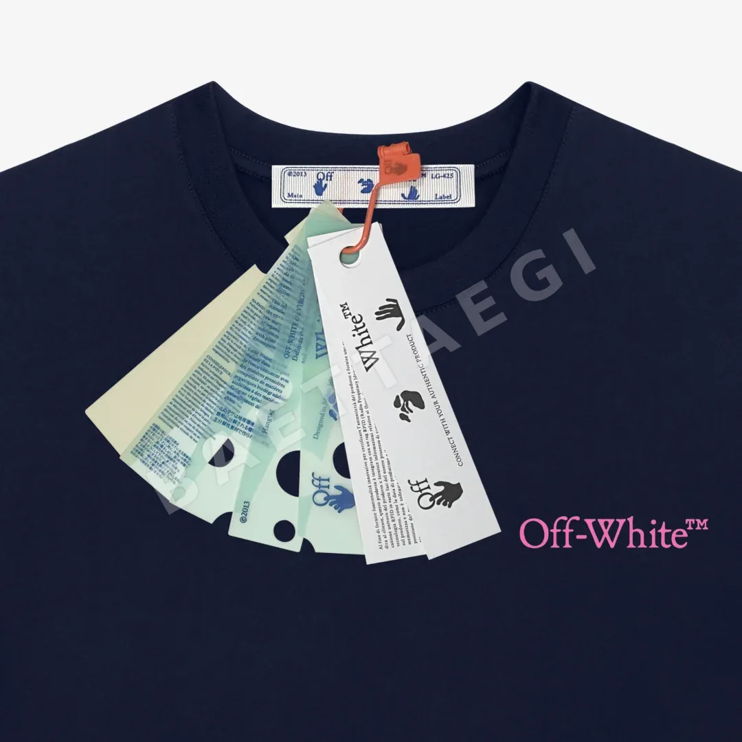 오프화이트 남성 반팔 티셔츠 상세 이미지 4