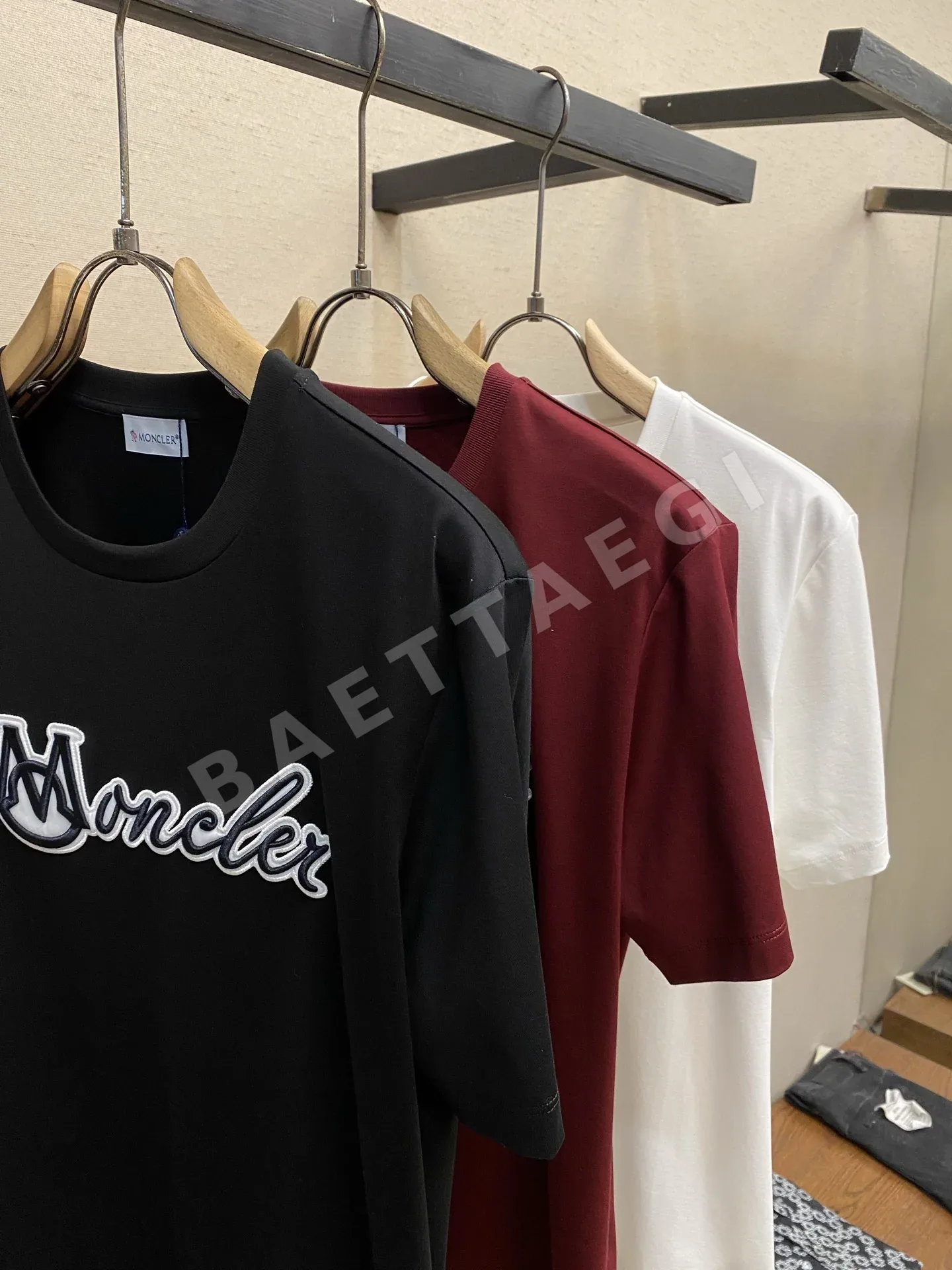 몽클레르 남성 반팔 상세 이미지 3