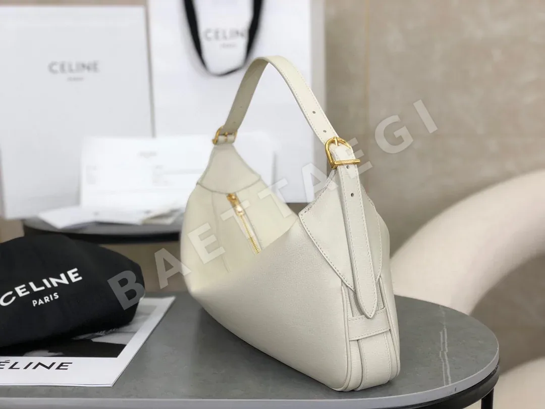 셀린느 그레인 소가죽 미니 숄더백 상세 이미지 2