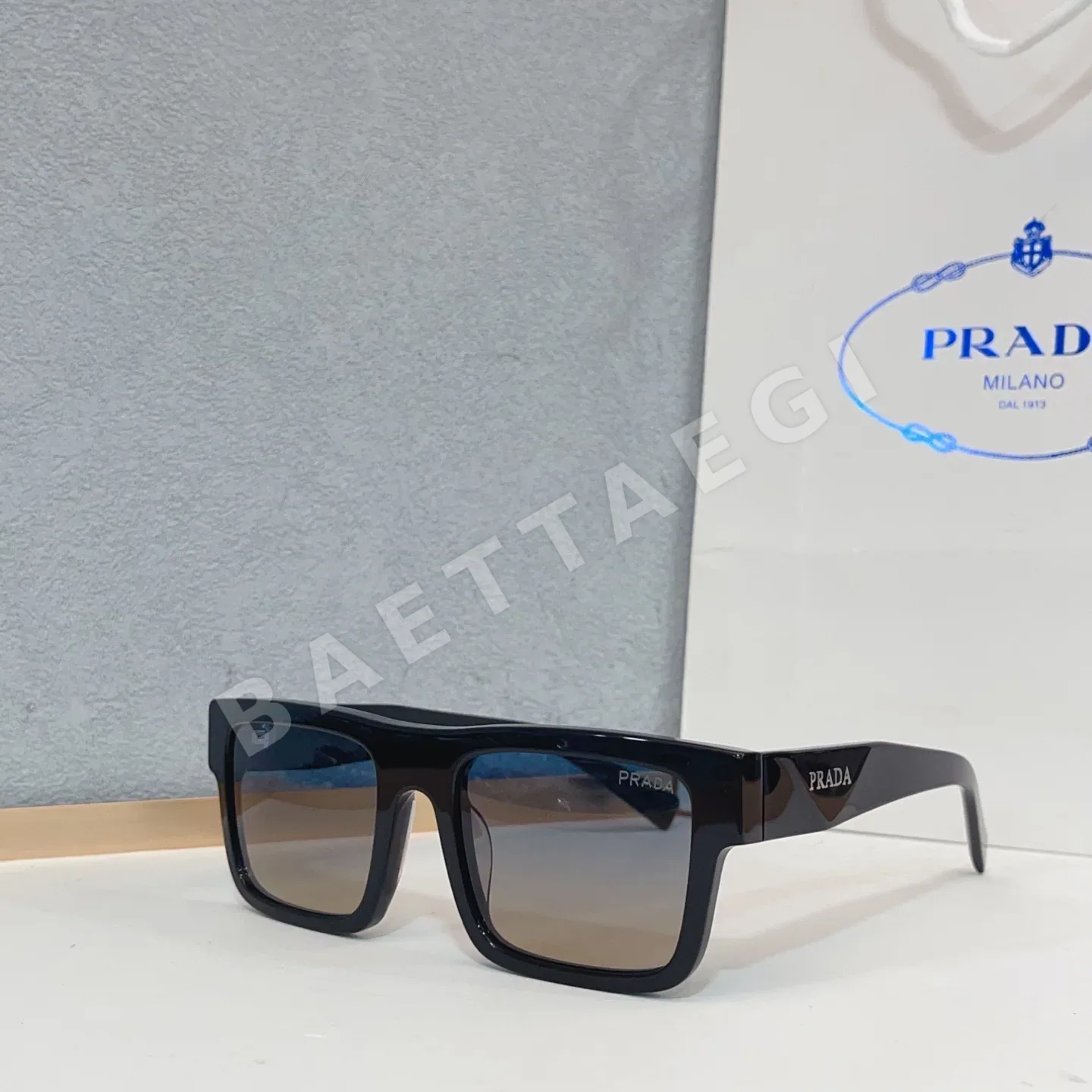 프라다 선글라스 56498 Prada Sunglasses 상세 이미지 4