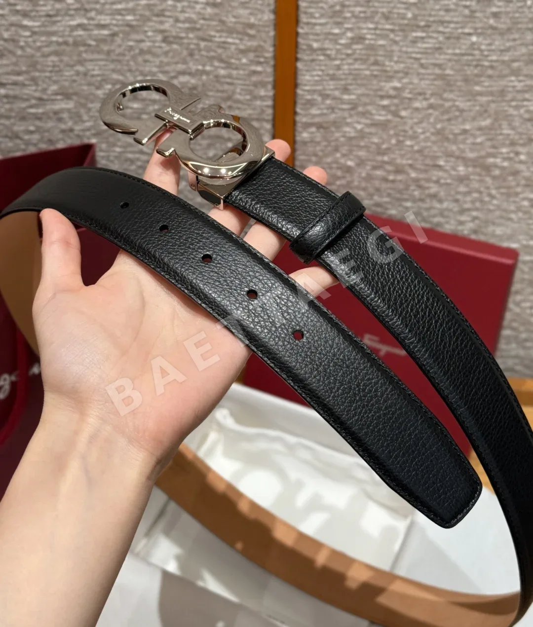 페레가모 간치니 양면 가죽 벨트 상세 이미지 4