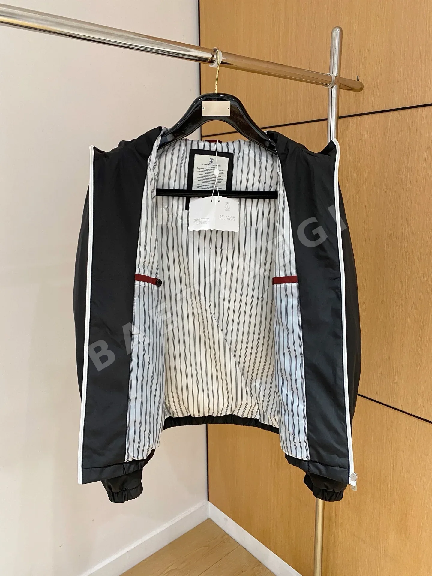 브루넬로쿠치넬리 경량 다운 자켓 상세 이미지 6