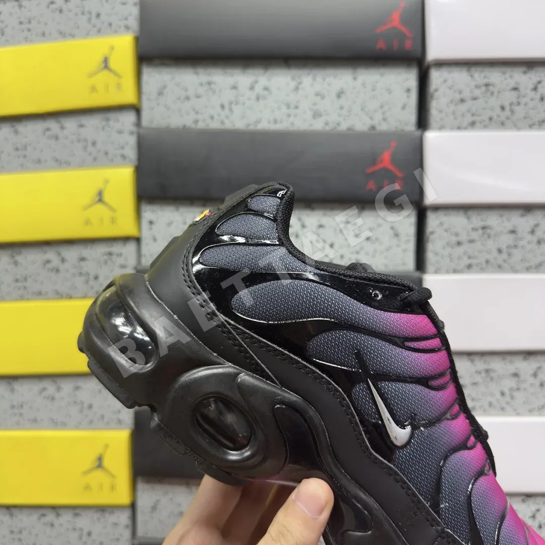 나이키 [BD] 에어 맥스 플러스 FJ5981-010 201915 Nike Air Max Plus Black Pink 상세 이미지 2