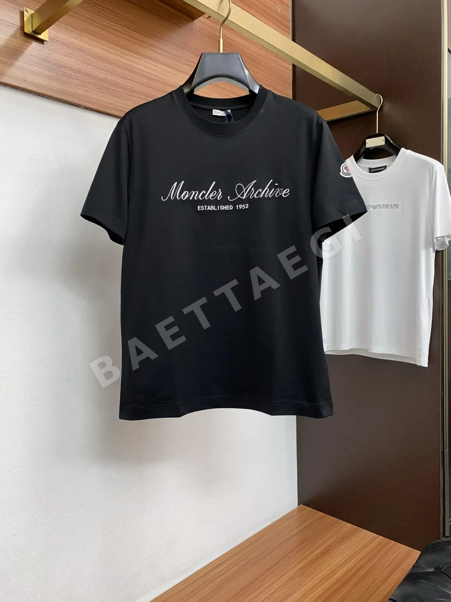 몽클레르 면 크루넥 반팔 티셔츠 남성용 P250
