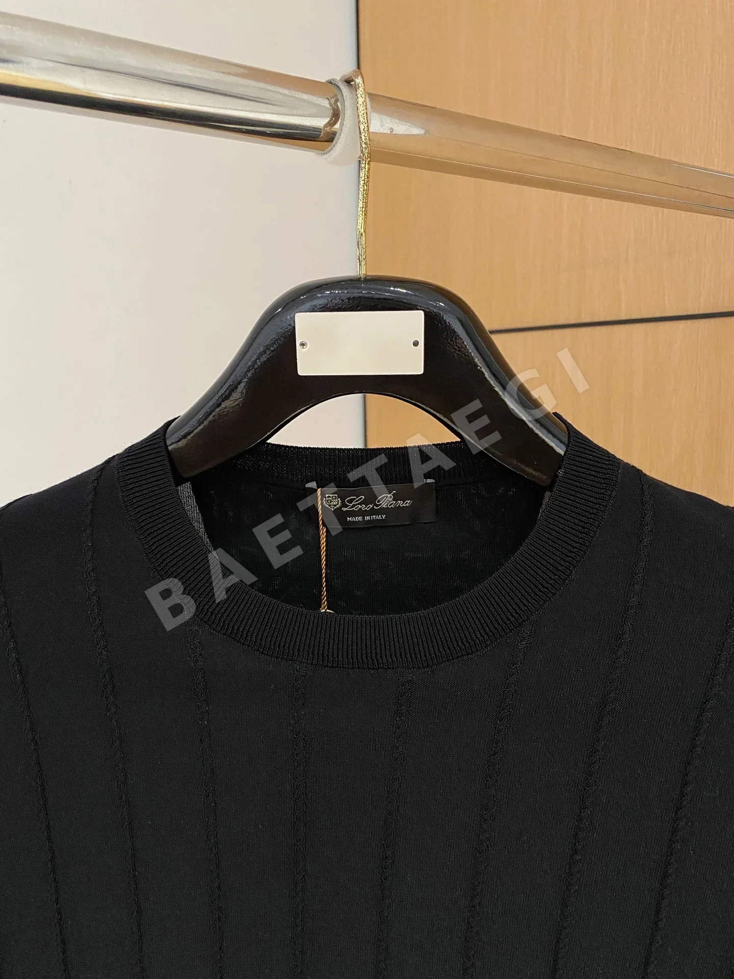 로로피아나 아세테이트 텐셀 실크 혼방 남성 반팔 티셔츠 상세 이미지 3