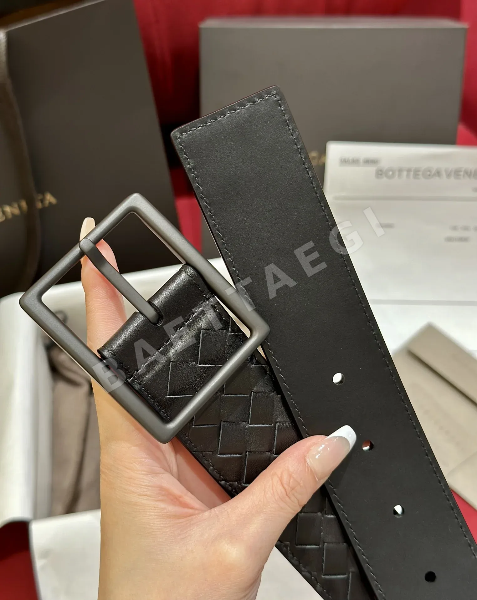 보테가베네타 송아지가죽 벨트 상세 이미지 5