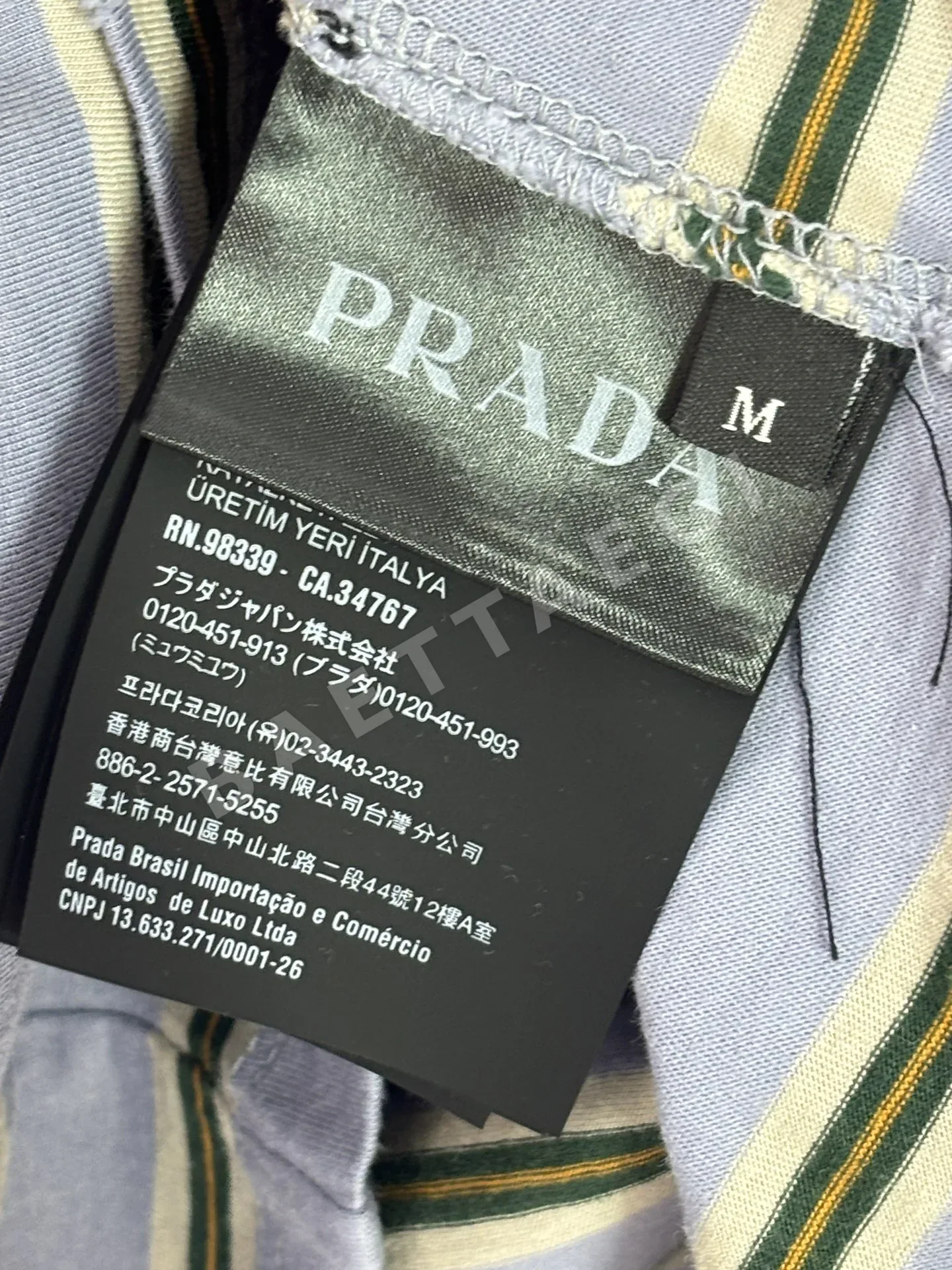 프라다 자수 로고 남성 긴팔 티셔츠 상세 이미지 11