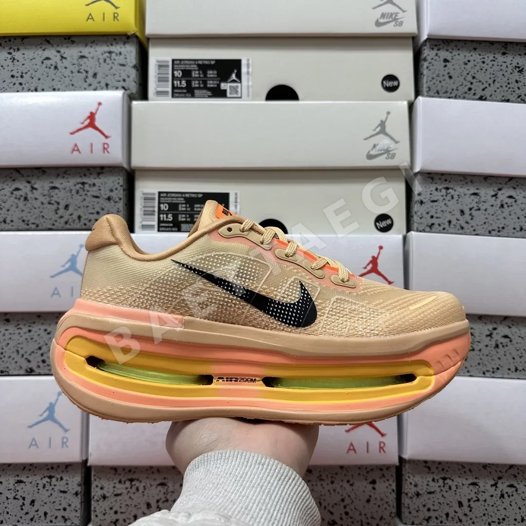 나이키 [5A] 보메로 프리미엄 오렌지 HQ2050-100 201629 Nike Vomero Premium 상세 이미지 10