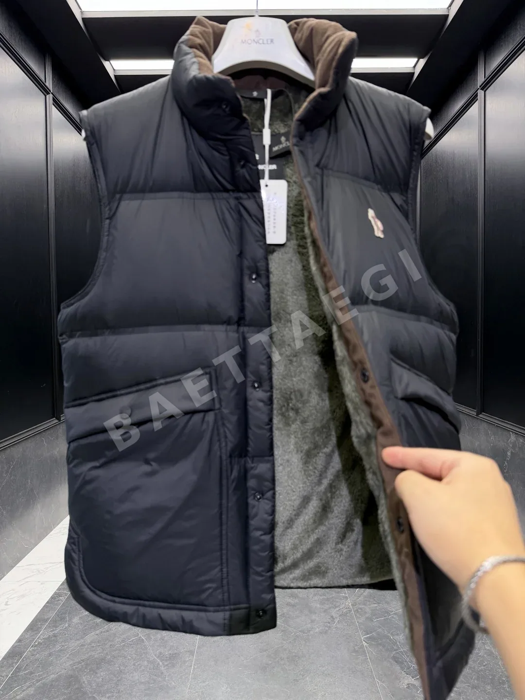 몽클레르 그레노블 아울 퀼티드 조끼 상세 이미지 8