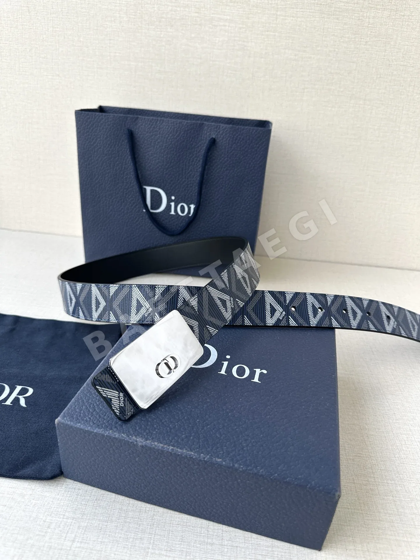 디올 리버시블 블랙 가죽 벨트 상세 이미지 6