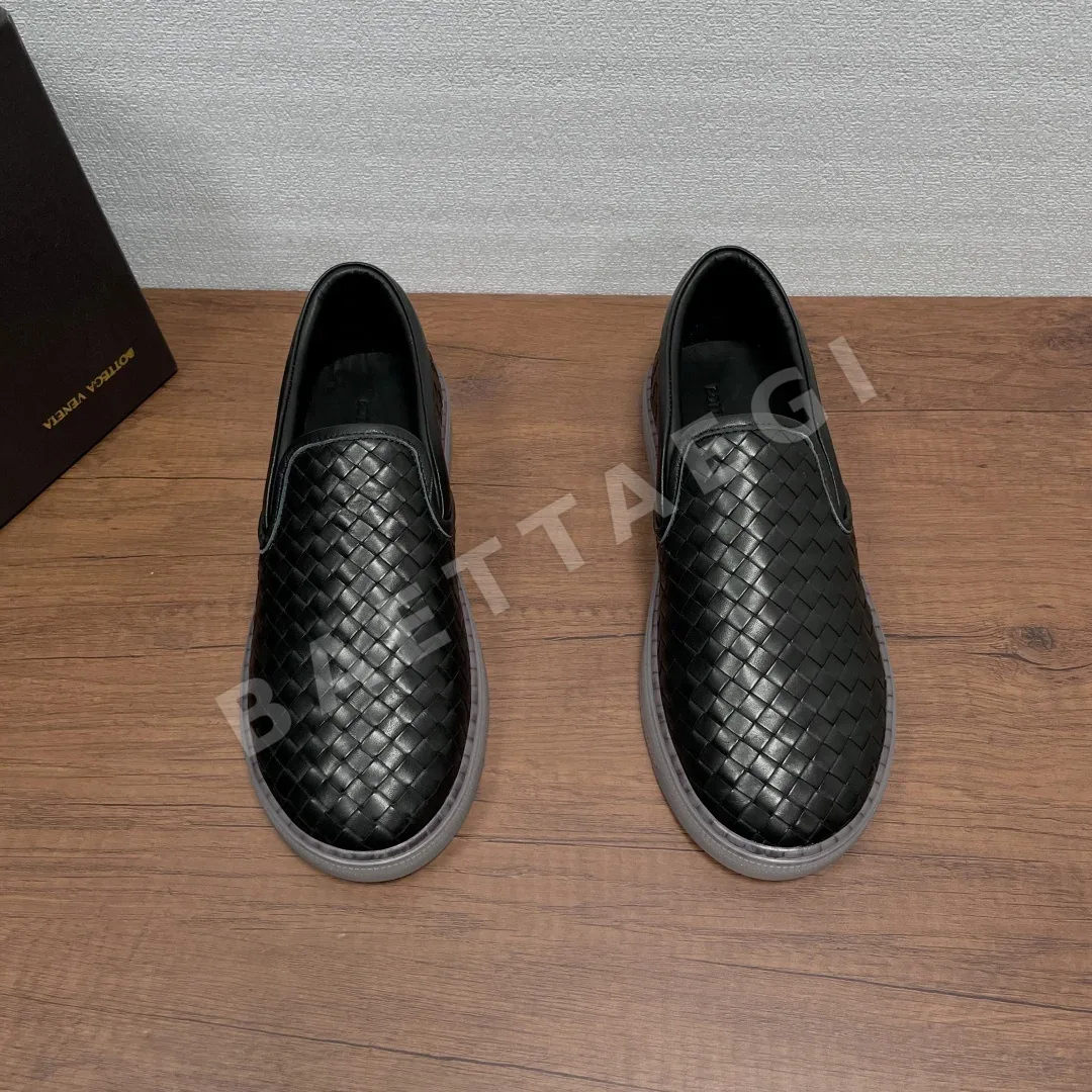 보테가베네타 로퍼 남성 블랙 카프스킨 상세 이미지 2