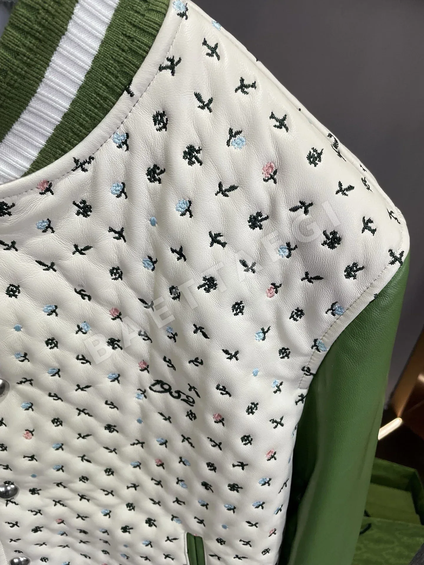 지방시 램스킨 컬러 블록 자켓 상세 이미지 8