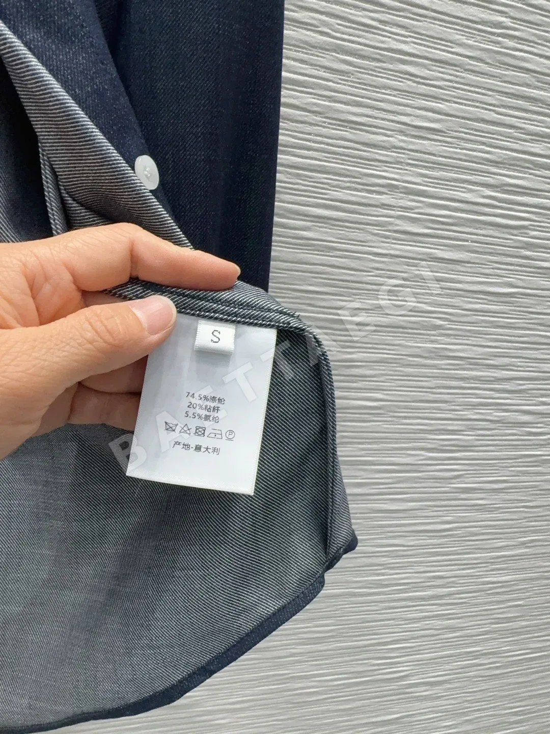디올 고밀도 소재 여성 셔츠 상세 이미지 8