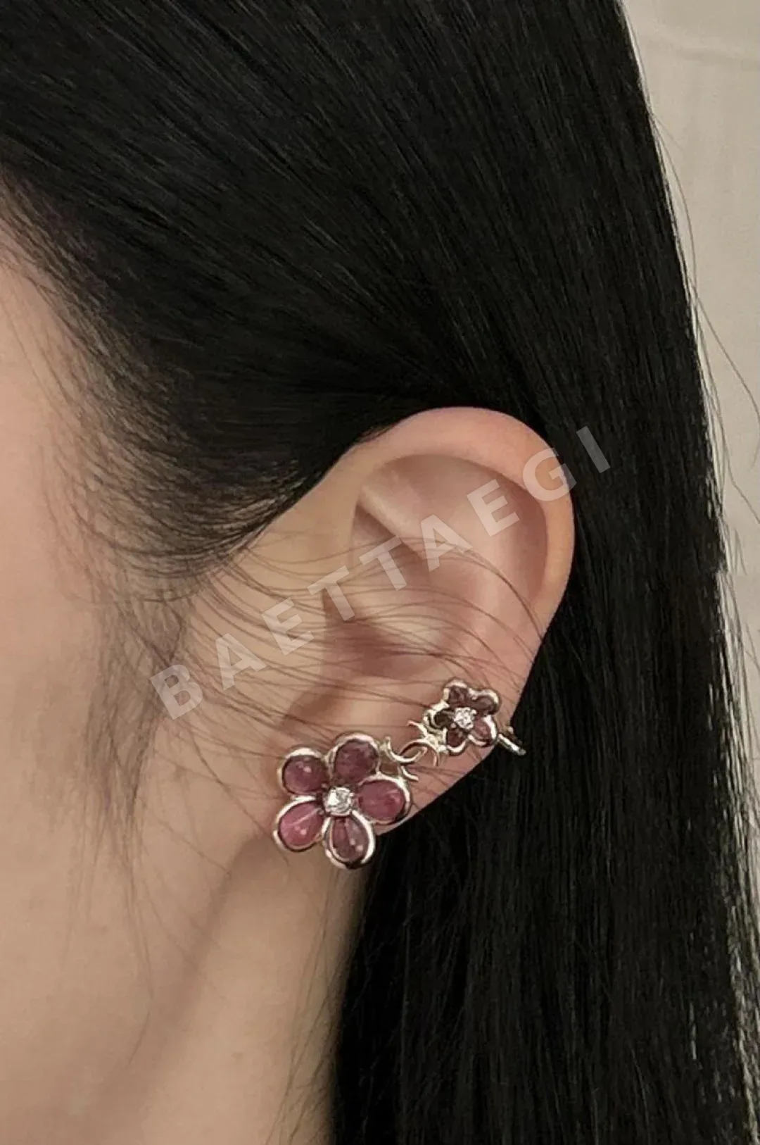 샤넬 핑크 카멜리아 더블 C 귀걸이 69060