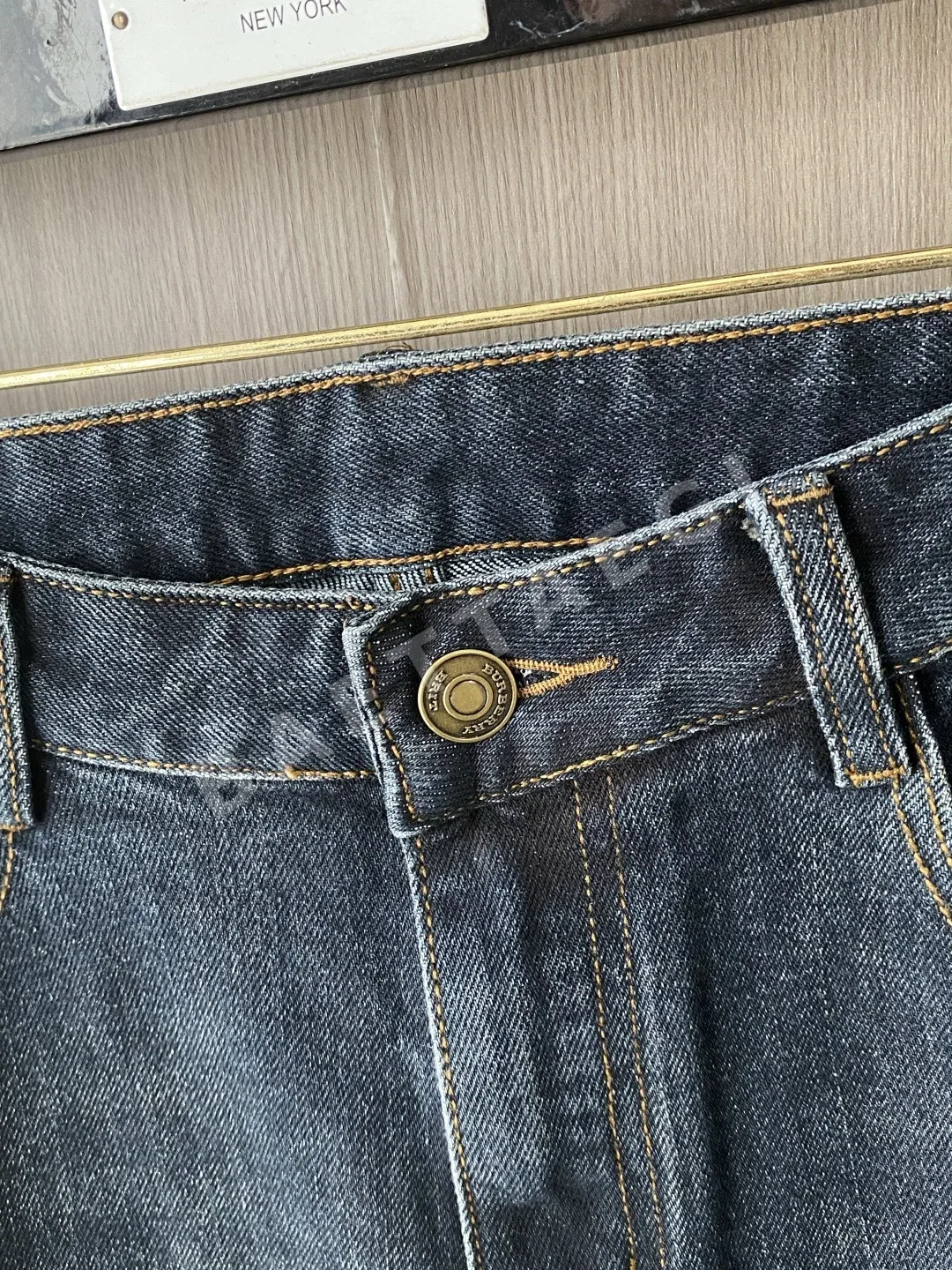 버버리 남성 데님 바지 상세 이미지 4
