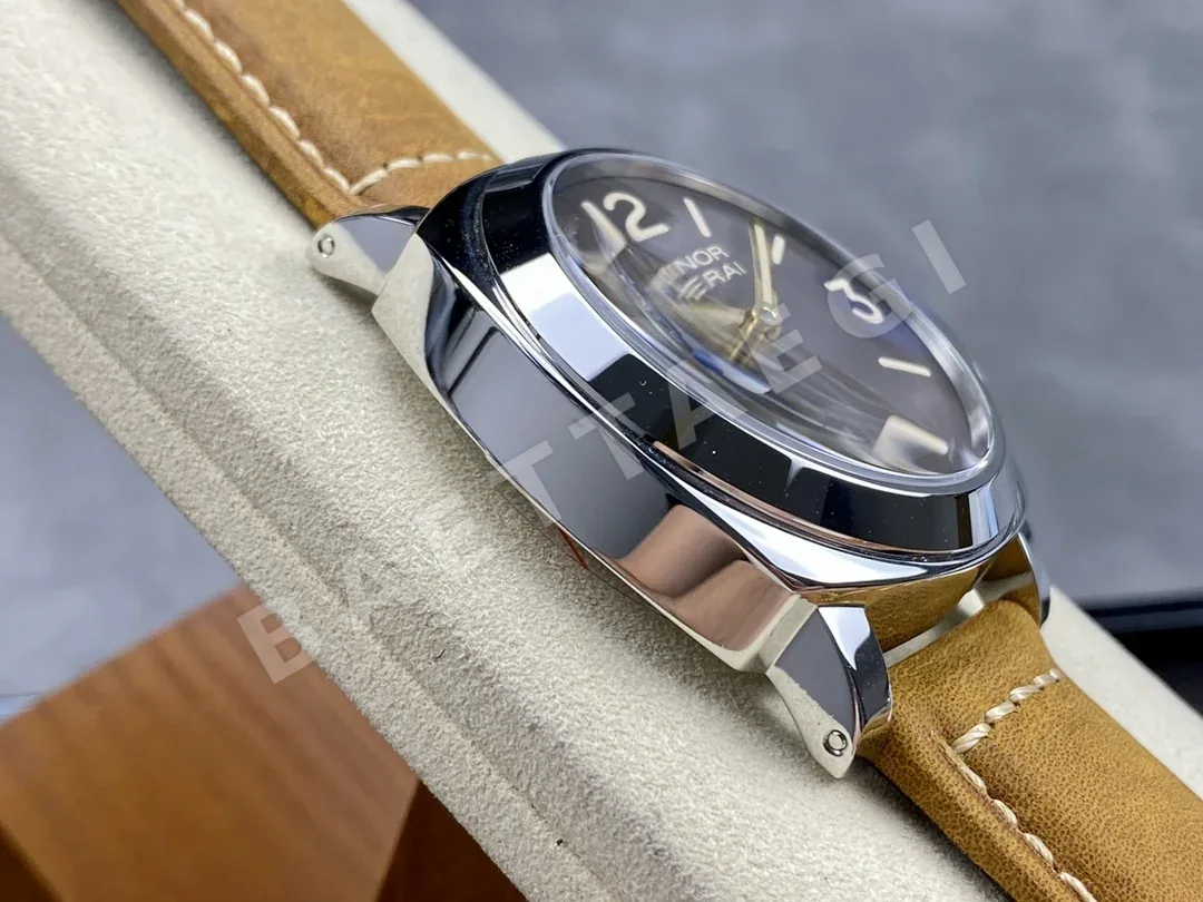 파네라이 PAM390 수동 시계 상세 이미지 5