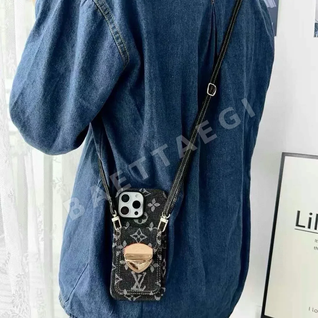 루이비통 LV 데님 락 스마트폰 케이스 상세 이미지 2