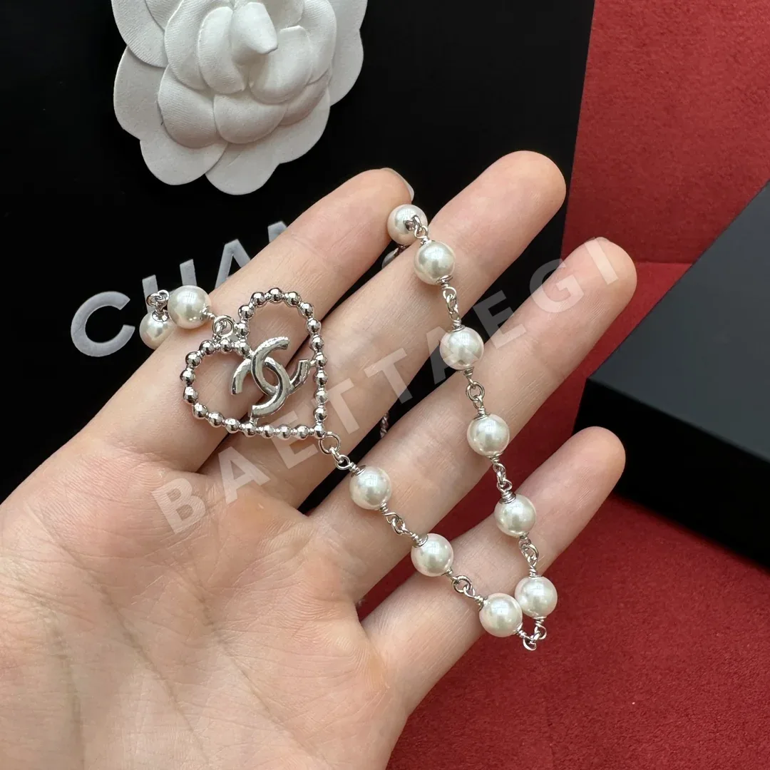 샤넬 오픈워크 하트 더블 C 펄 목걸이 상세 이미지 2