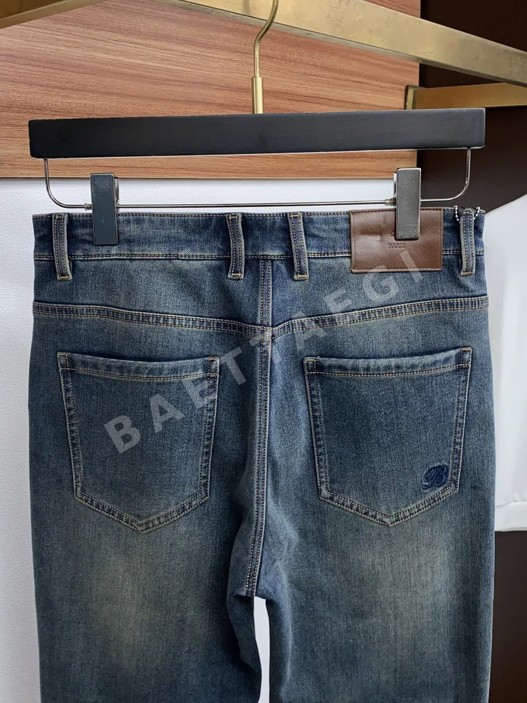 브리오니 슬림핏 남성 청바지 상세 이미지 9