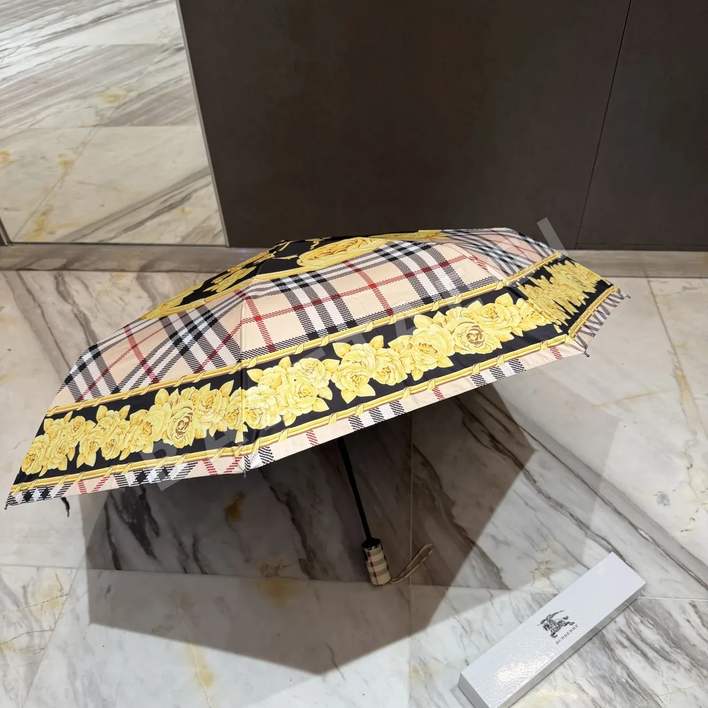 버버리 3단 자동 접이식 자외선 차단 우산 상세 이미지 8
