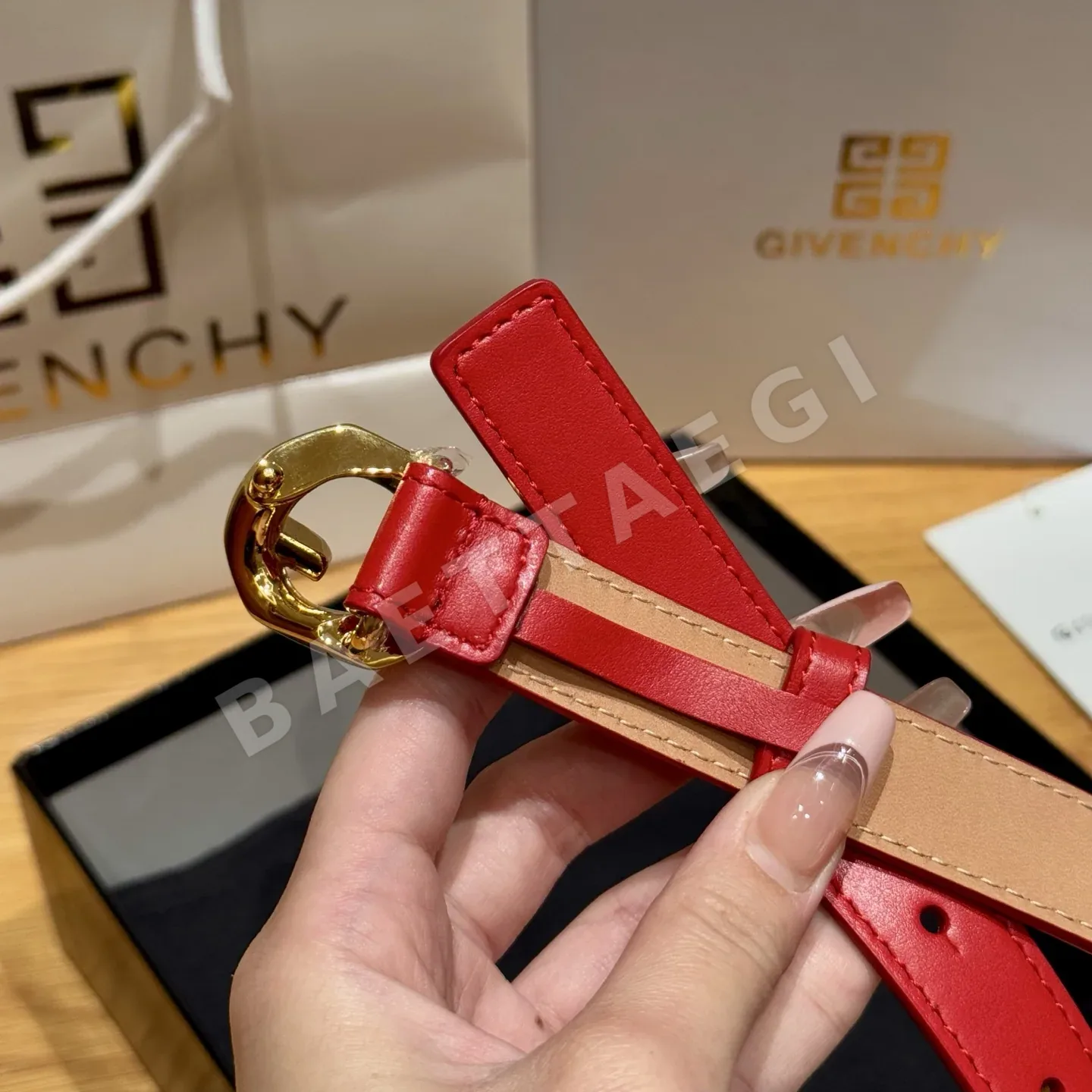 지방시 G체인 버클 소가죽 벨트 상세 이미지 7