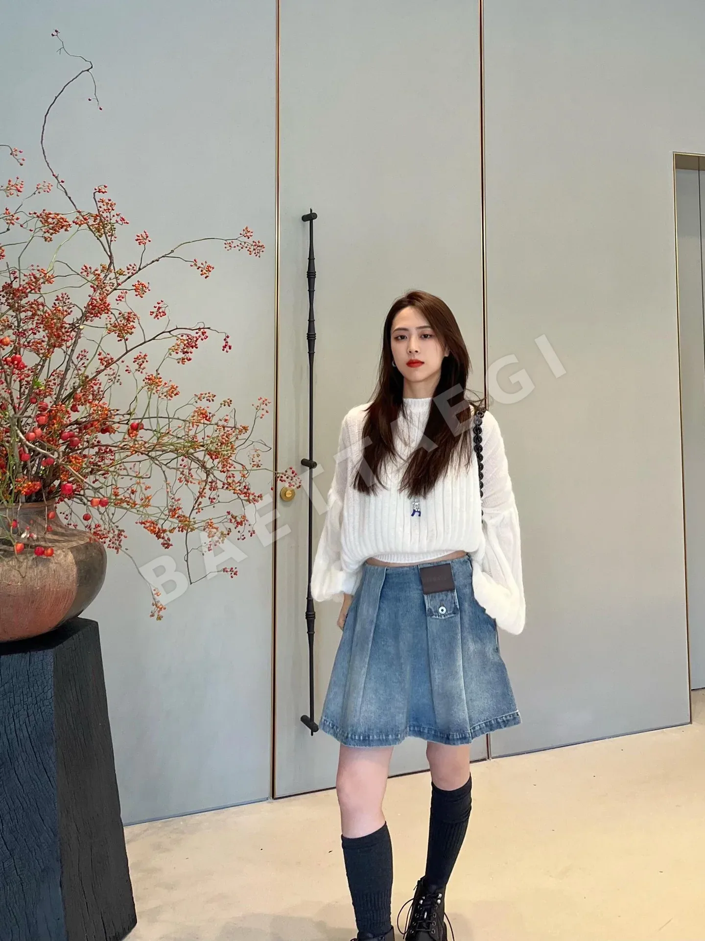 로에베 여성 긴팔 티셔츠 상세 이미지 9