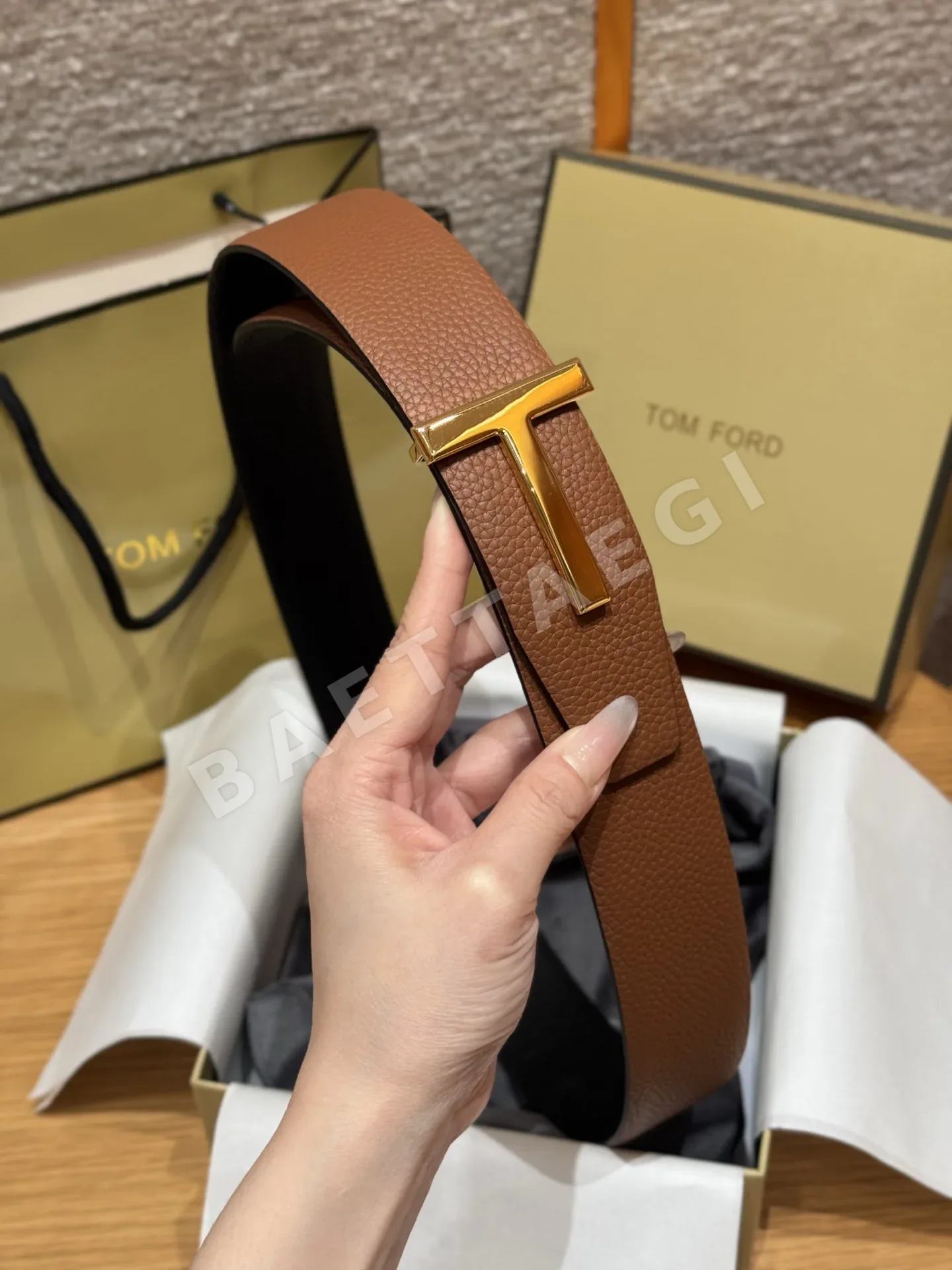 톰포드 송아지가죽 T 버클 벨트 상세 이미지 3