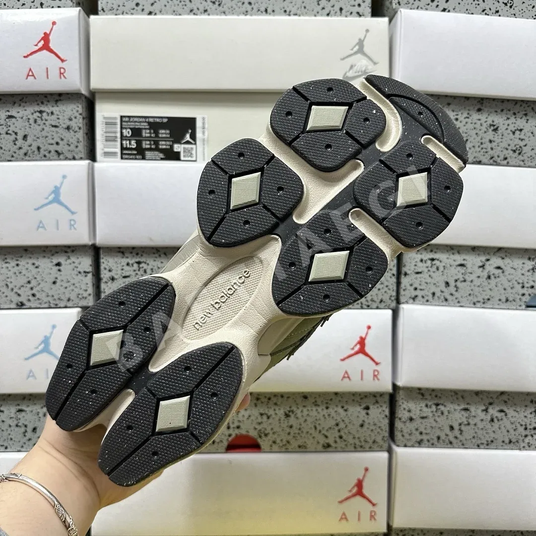 뉴발란스 [C] 9060 U9060ORC 202229 New Balance 9060 상세 이미지 2