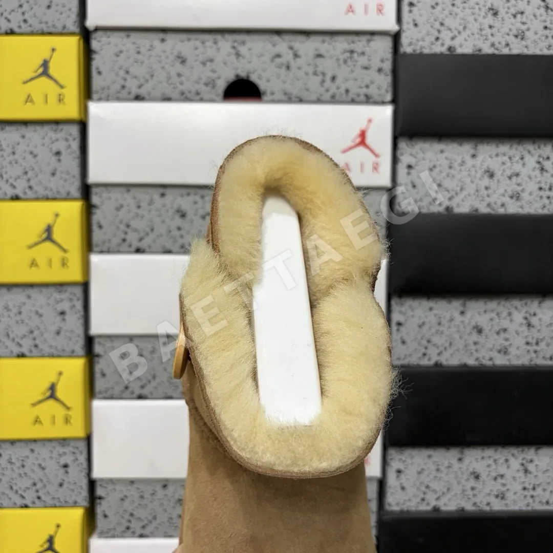 어그 [TOP] 208872 UGG Classic 3352 -6422 상세 이미지 6